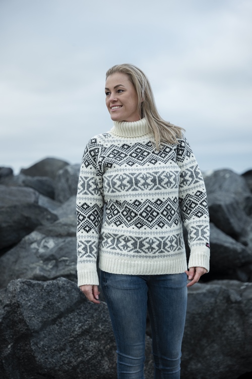 Icelandic sweater of 100% pure new wool by NORWOOL